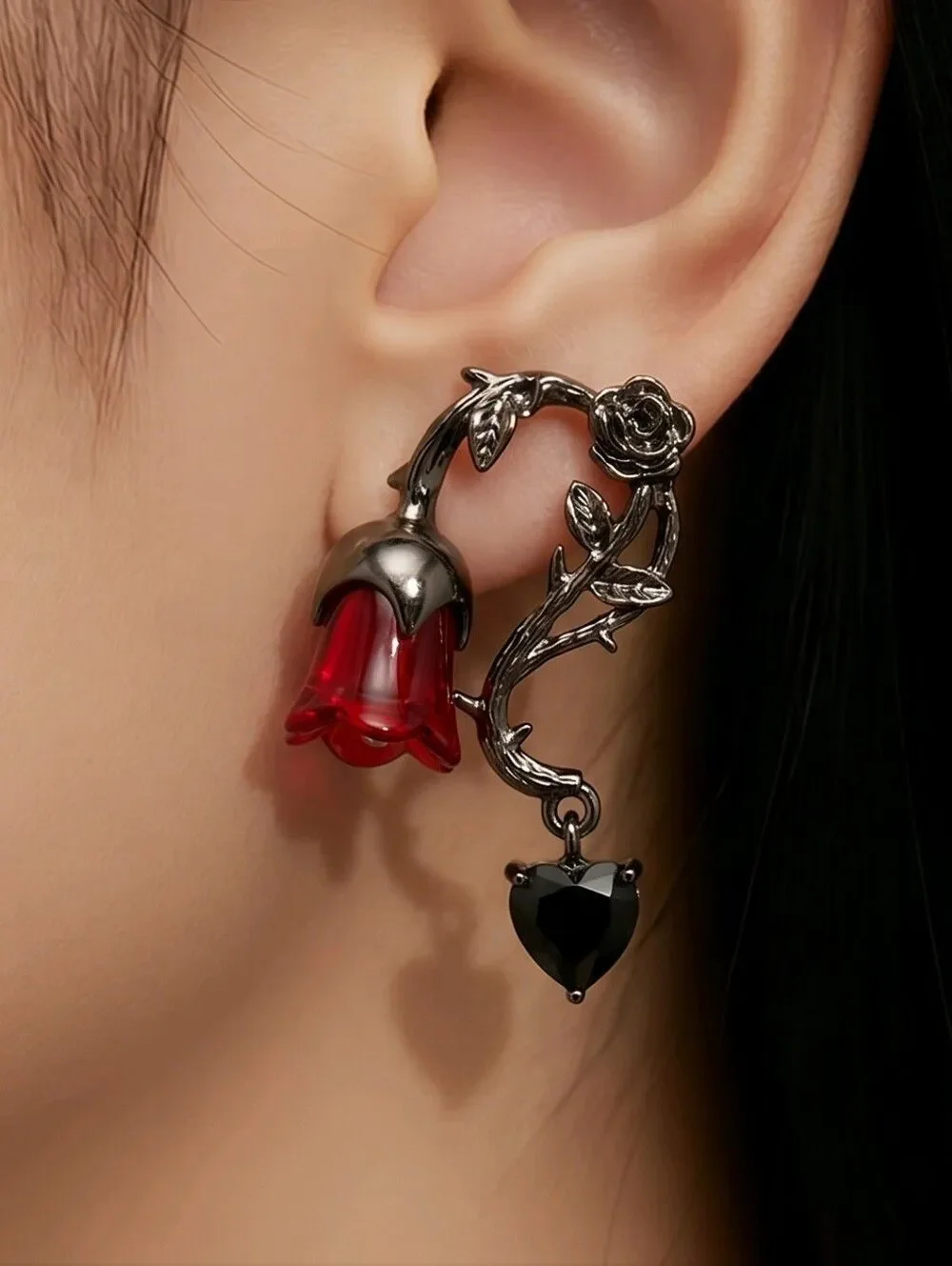 Gothic Rose Black Heart Earrings – Thorn Vine Rhinestone Statement Dangles